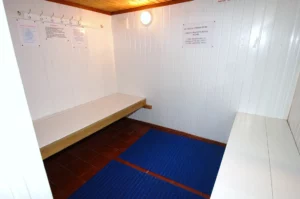 Bagshot Hydrotherapy Pool Changing Room